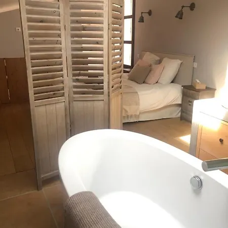 Ferme La Claviere, Maison De Lou Mas *