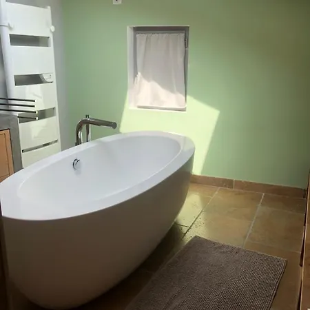 Ferme La Claviere, Maison De Lou Mas Ferienhaus *